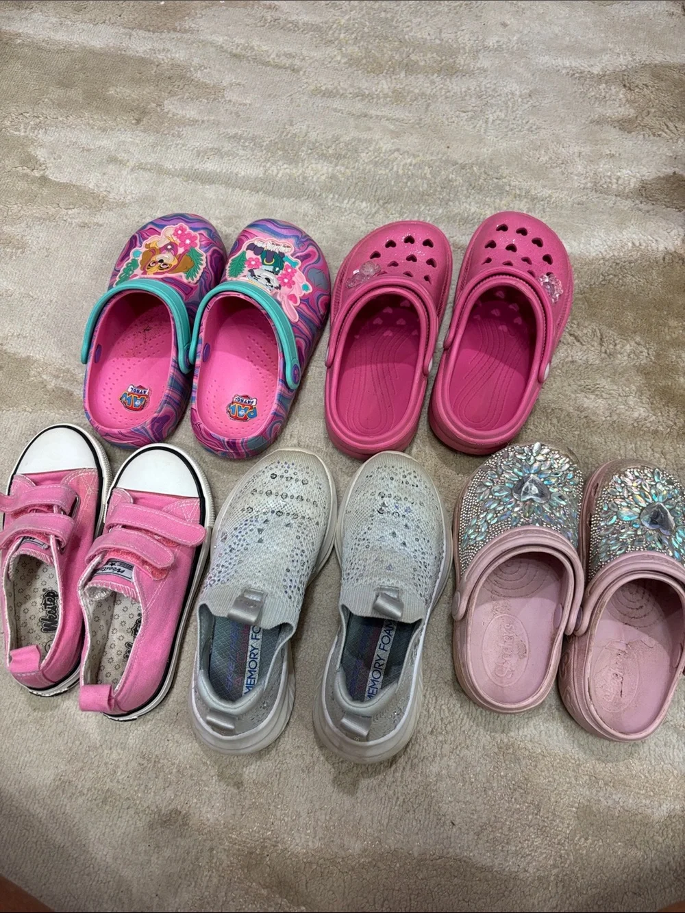 Entire lot of girls summer shoes!! Size 10-11!!